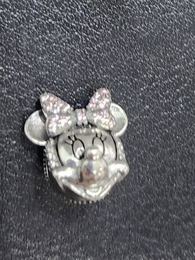 Silver Minnie Mouse Bow Charm